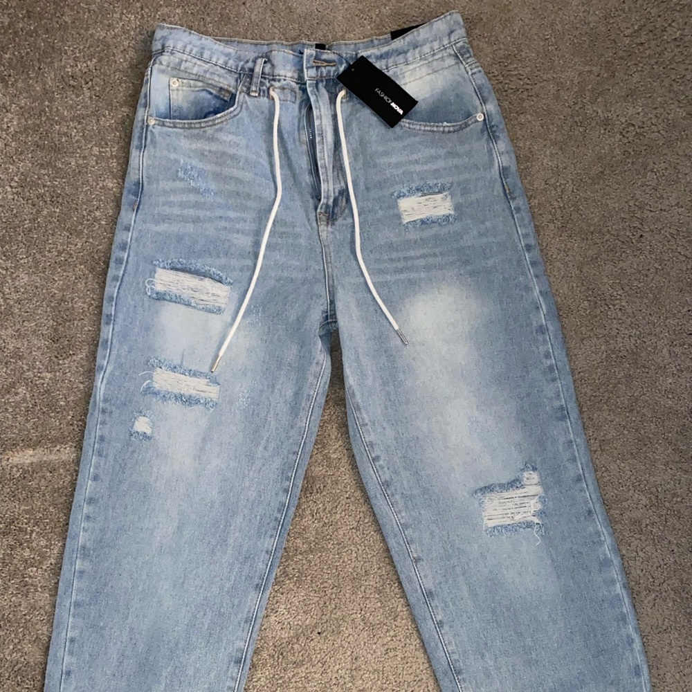 Fashion Nova High Rise Ripped Boyfriend Jeans